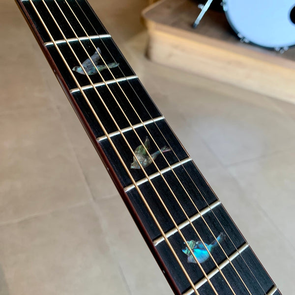 กีต้าร์โปร่งไฟฟ้า Ressonance R-02C-EQ ไม้หน้าแท้ (Top Solid)