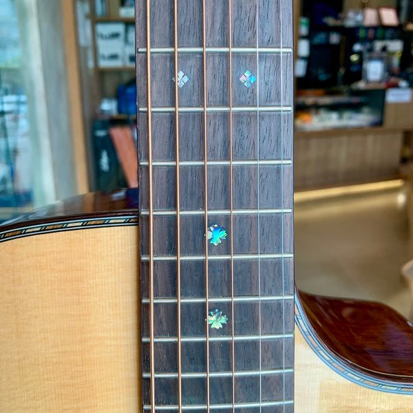 กีต้าร์โปร่งไฟฟ้า Ressonance รุ่น R-03-EQ ไม้แท้ทั้งตัว ( All Solid )