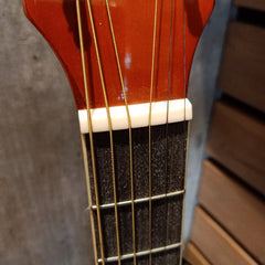 หย่องกีต้าร์ กระดูก