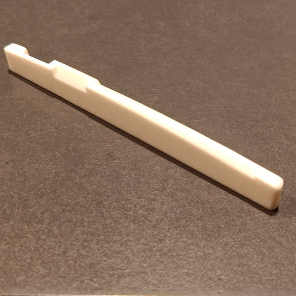 หย่องกีต้าร์ กระดูก