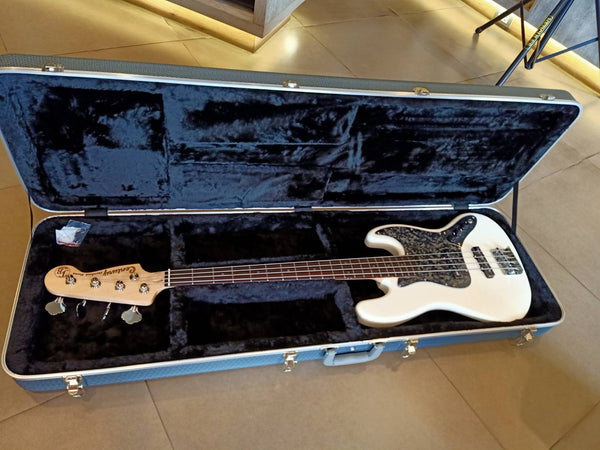 ฮาร์ดเคสไฟเบอร์เบสไฟฟ้า Fortis Fiber Hardcase For Bass รุ่น BC-501 สี่เหลี่ยม