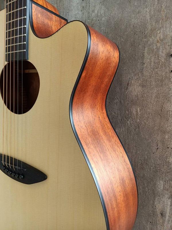 กีต้าร์โปร่ง Loha รุ่น GA + แถมกระเป๋าบุฟองน้ำ Loha