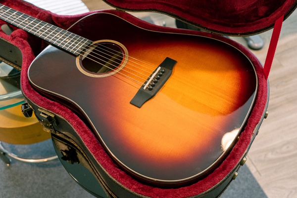 Kazuki Custom Shop x Kob Micro KA-15 All Solid Electric Acoustic Guitar กีต้าร์โปร่งไฟฟ้า คาซูกิ KA15 พร้อมเคส ไม้แท้ ทั้งตัว