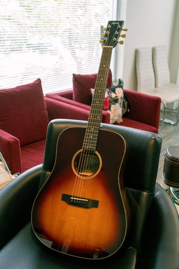 Kazuki Custom Shop x Kob Micro KA-15 All Solid Electric Acoustic Guitar กีต้าร์โปร่งไฟฟ้า คาซูกิ KA15 พร้อมเคส ไม้แท้ ทั้งตัว