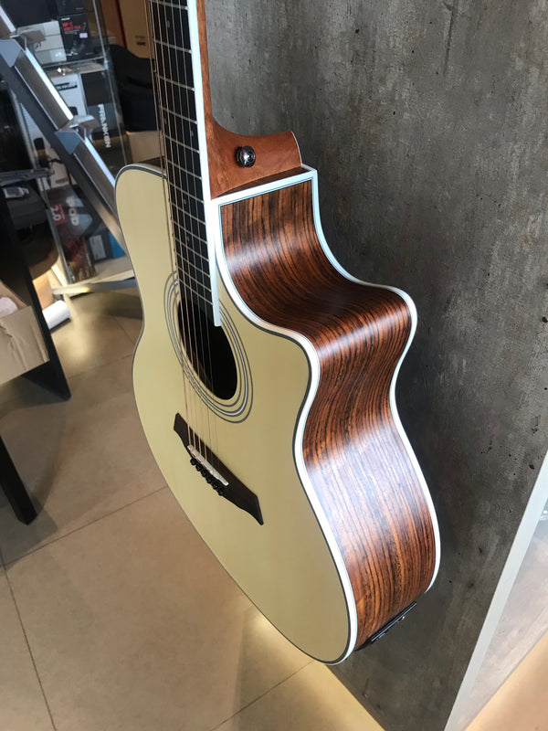 กีต้าร์โปร่งไฟฟ้า Enya EAG-40 EQ