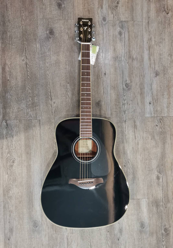 กีต้าร์โปร่งไฟฟ้า Yamaha FG-TA