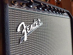 ตู้แอมป์กีต้าร์ไฟฟ้า Fender รุ่น Champion 40