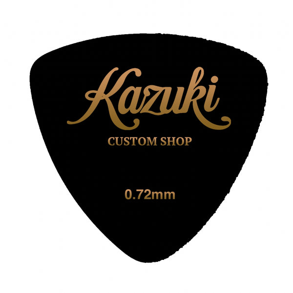 Kazuki ปิ๊กสามเหลี่ยมใหญ่ ขนาด 0.72mm สีดำ