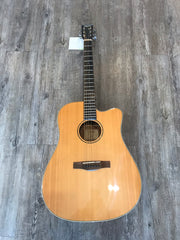 กีต้าร์โปร่งไฟฟ้า St.Matthew DC-1E